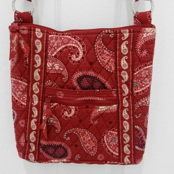 Vera Bradley Handbags - Vera Bradley Crossbody Bag